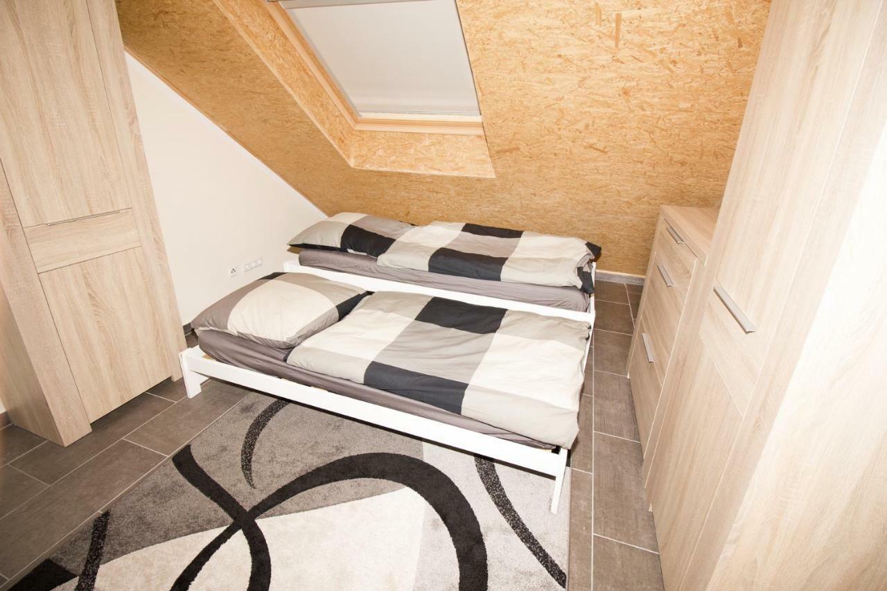 Ferienwohnung Beckendorf Losheim Eksteriør billede